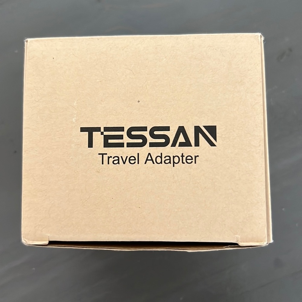 TESSAN Italy travel adapter grounded plug converter NEW